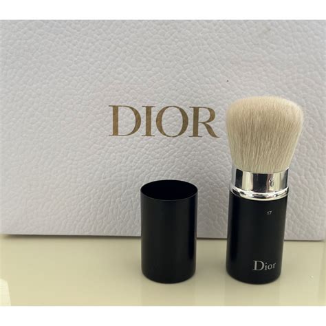 dior カブキブラシ|DIOR .